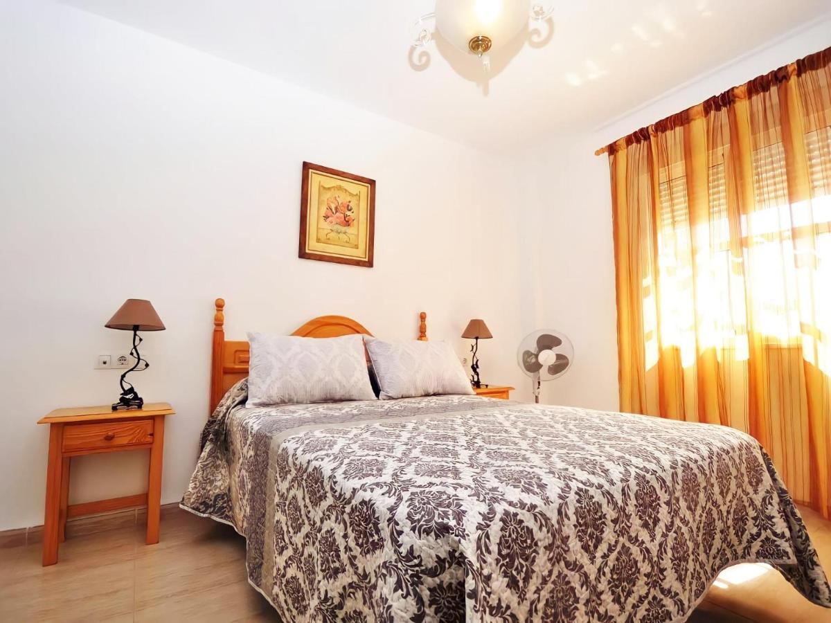 Apartamento Junto Al Mar Piscina Solo Familias Conil De La Frontera Exterior foto